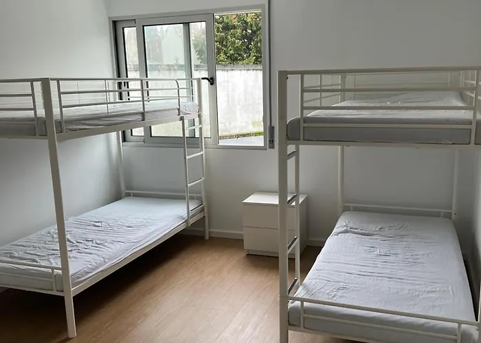 Vandrarhem Happy House - Imperio Oporto