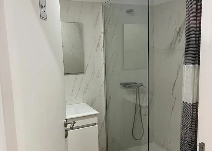 Vandrarhem Happy House - Imperio