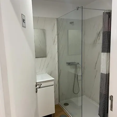 بيت شباب Happy House - Imperio